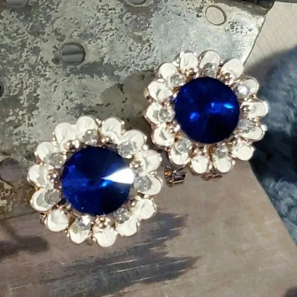 Sapphire Blue Lady Di Style Austrian Rivoli Crystal Earrings - Picture 9 of 12